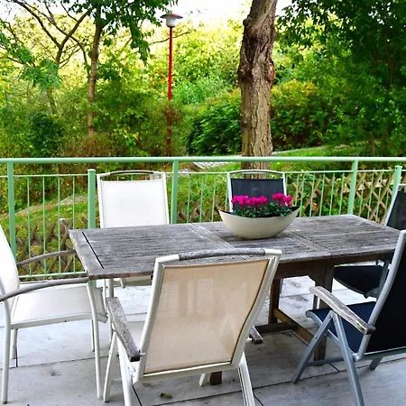 Domizil Eutschuetzblick * באנוויץ