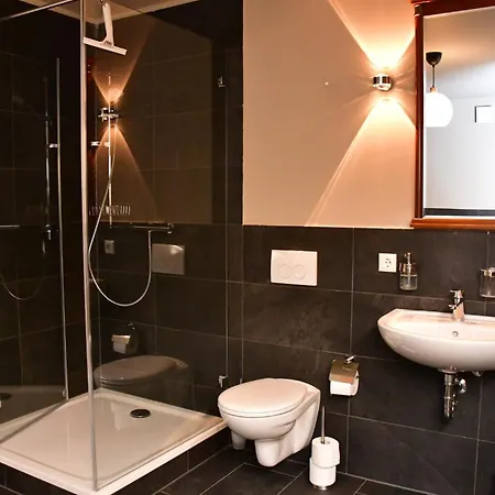 Domizil Eutschuetzblick * באנוויץ